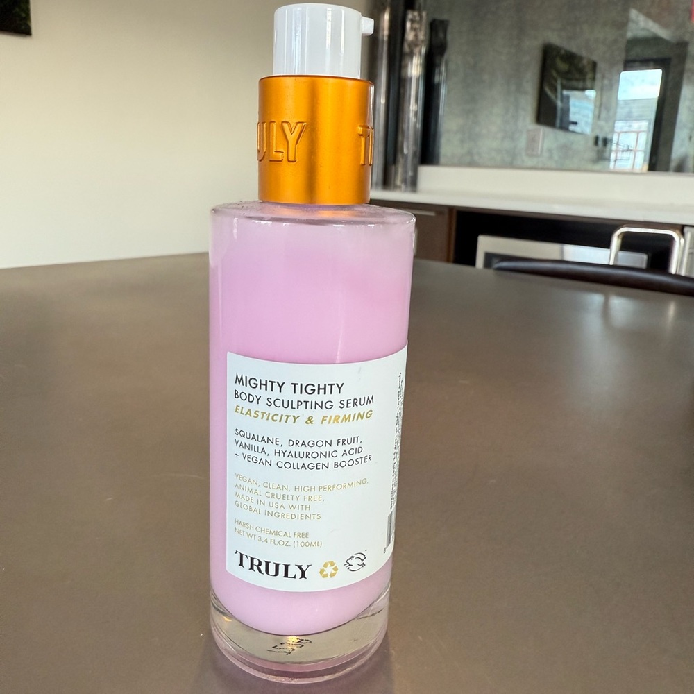 TRULY Pink Mighty Tighty Serum